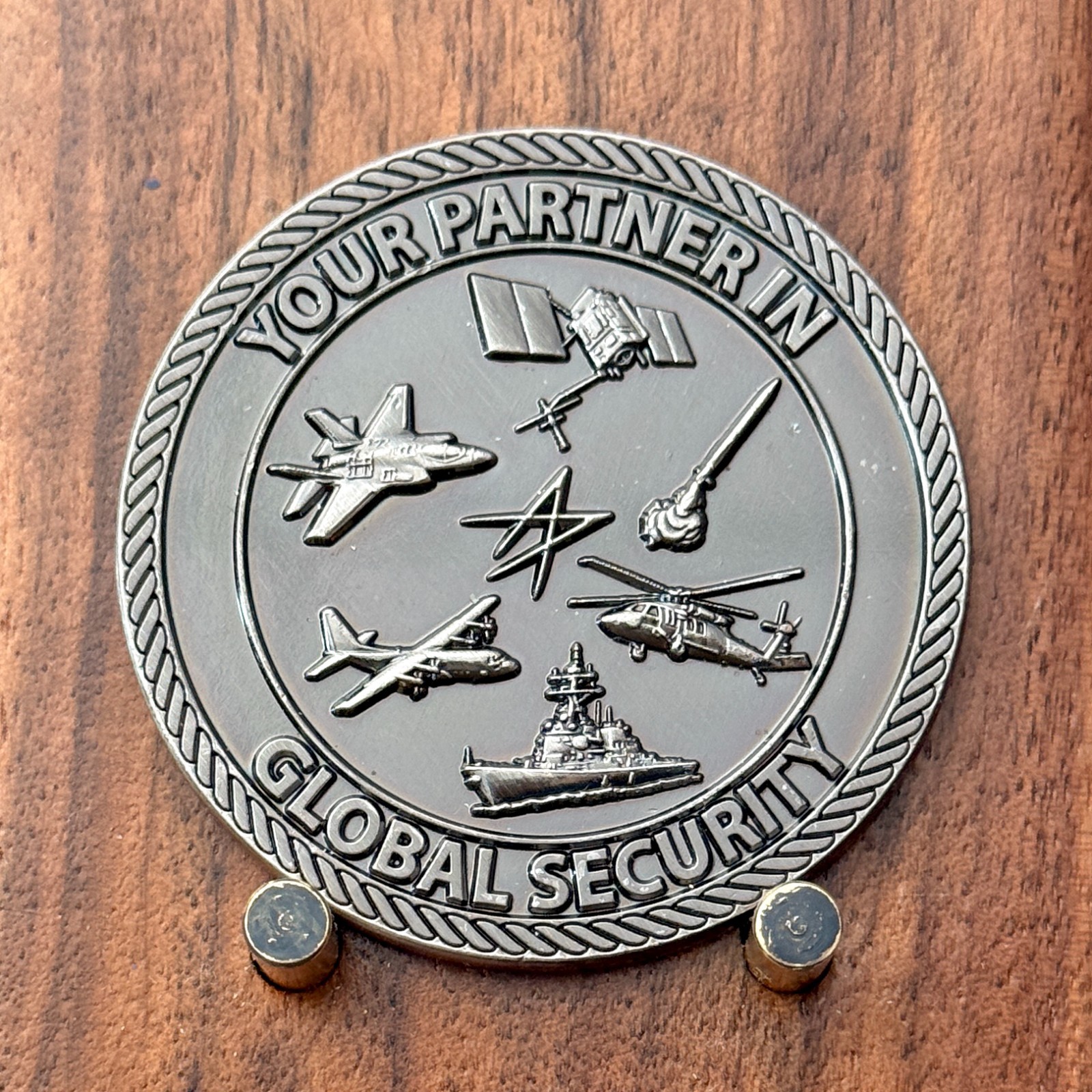 Lockheed Martin International Global Security Partner Challenge Coin M#28 Lockheed Martin International Global Security Partner Challenge Coin M#28