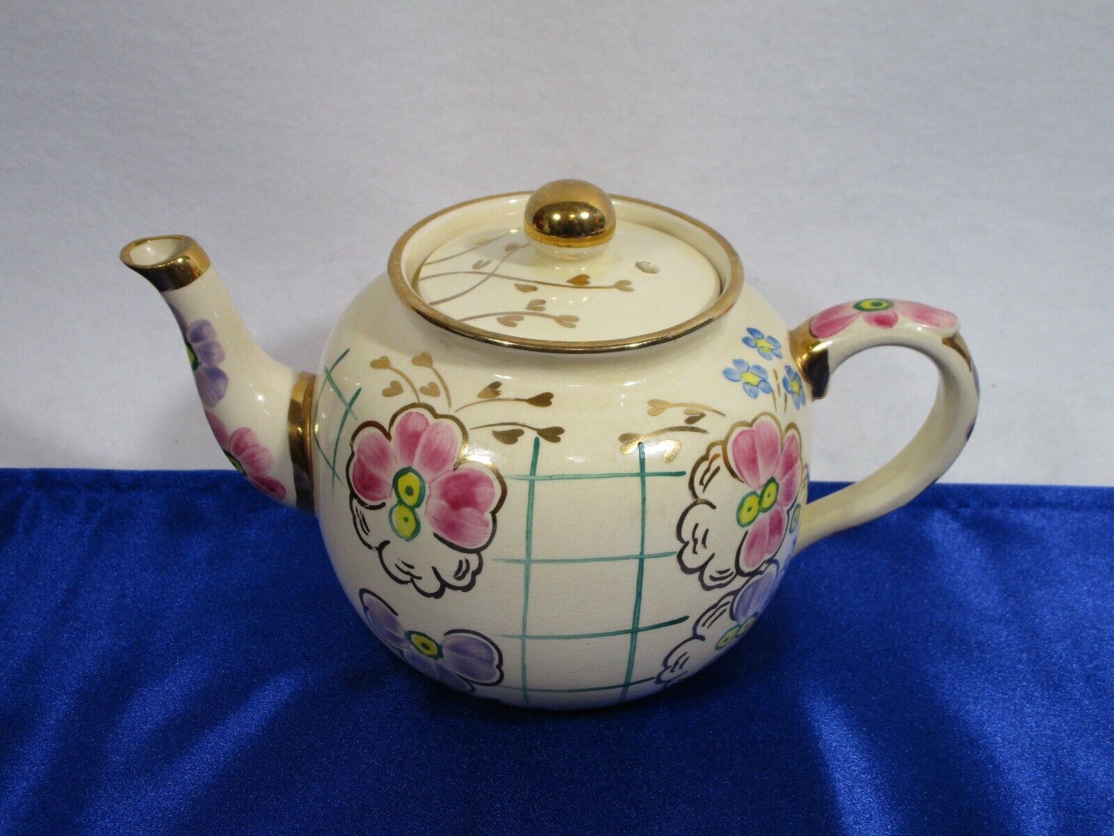 Price Bros. Vintage Teapot with Lid 22k Gold Trim England 1936