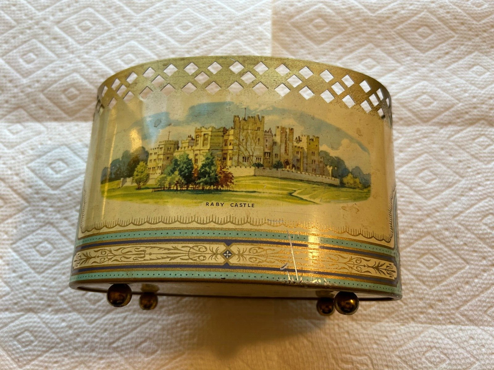 Baret Ware Vintage 1950\'s Decorative Tin Depicting 2 English Castles Desk Basket