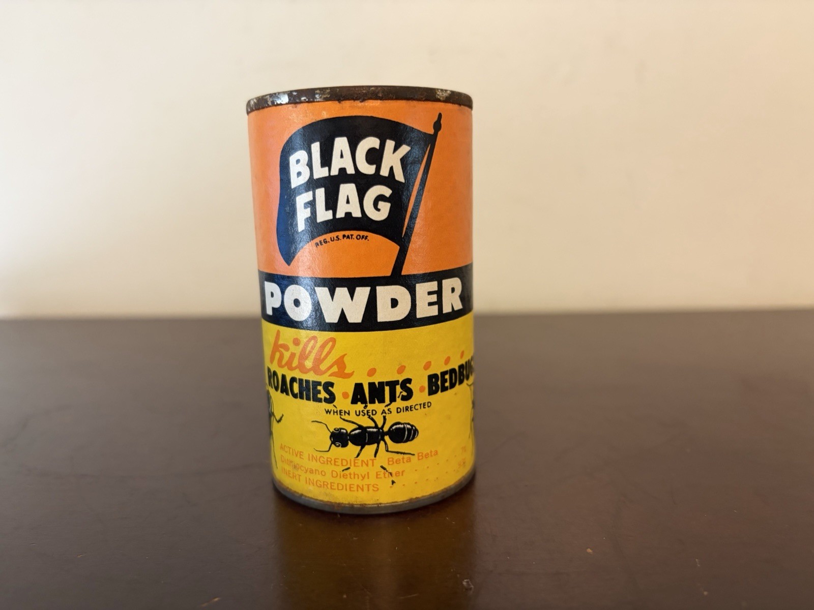Vintage Black Flag Tin Cardboard Powder Kills Roaches Ants Bedbugs