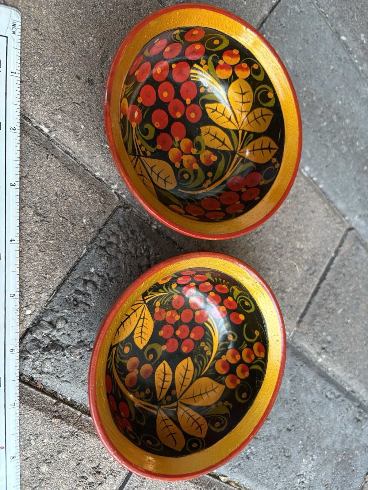 2 Vintage Russian Khokhloma Wooden Lacquered Hand Painted Bowls 4