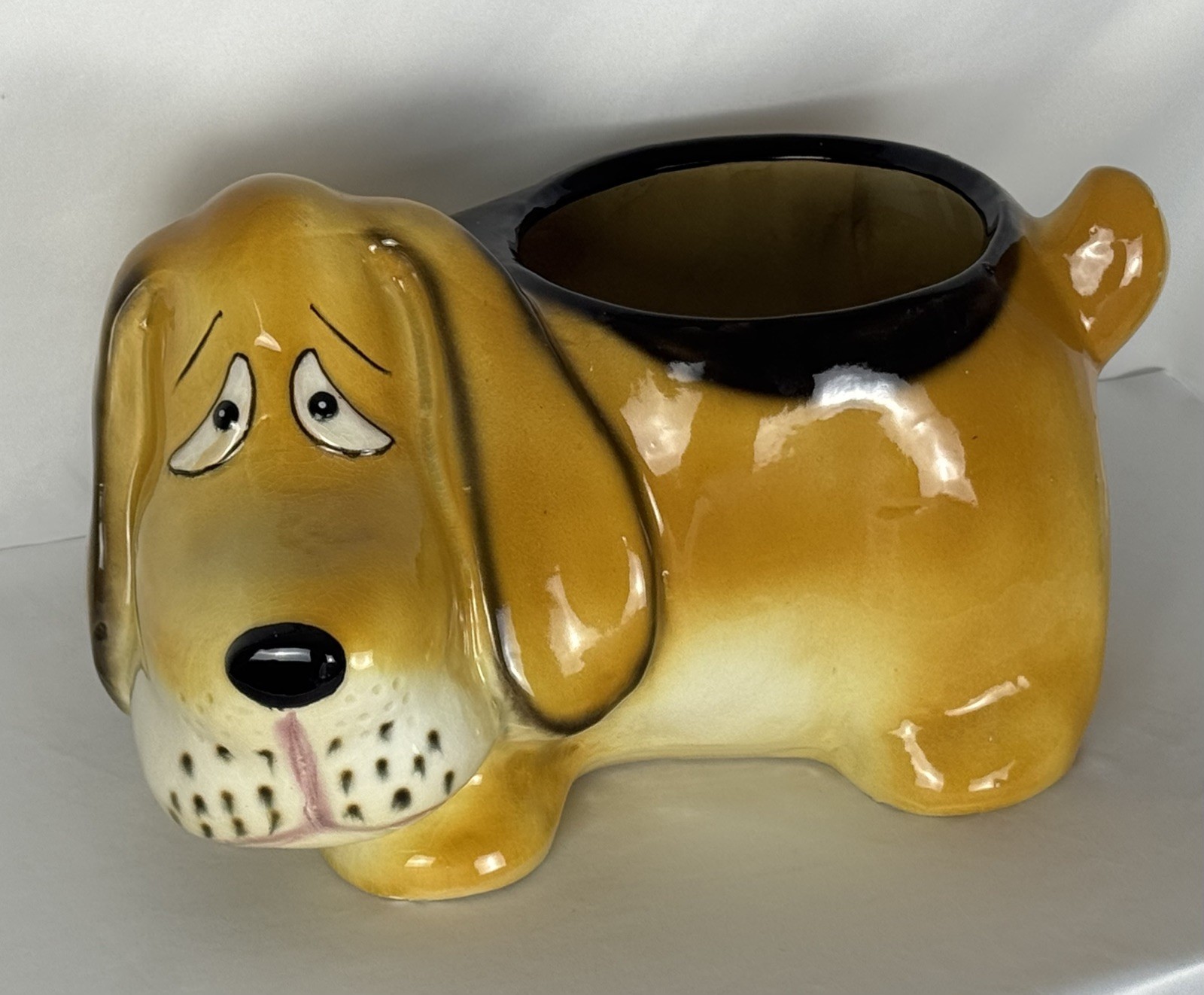 Vintage Ceramic Hound Dog Planter Brown Beagle Basset Puppy Vase 13”