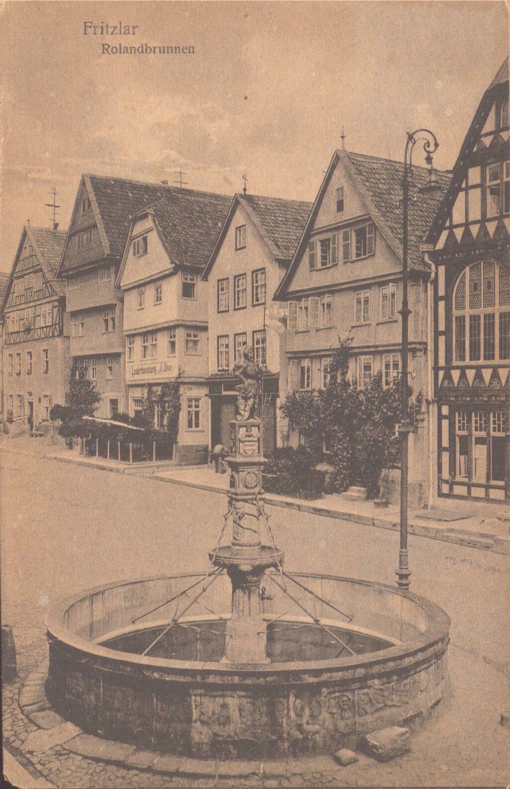 Vintage W.H.D.9832 Fritzlar Ralandbrunnen circa.1900s Postcard