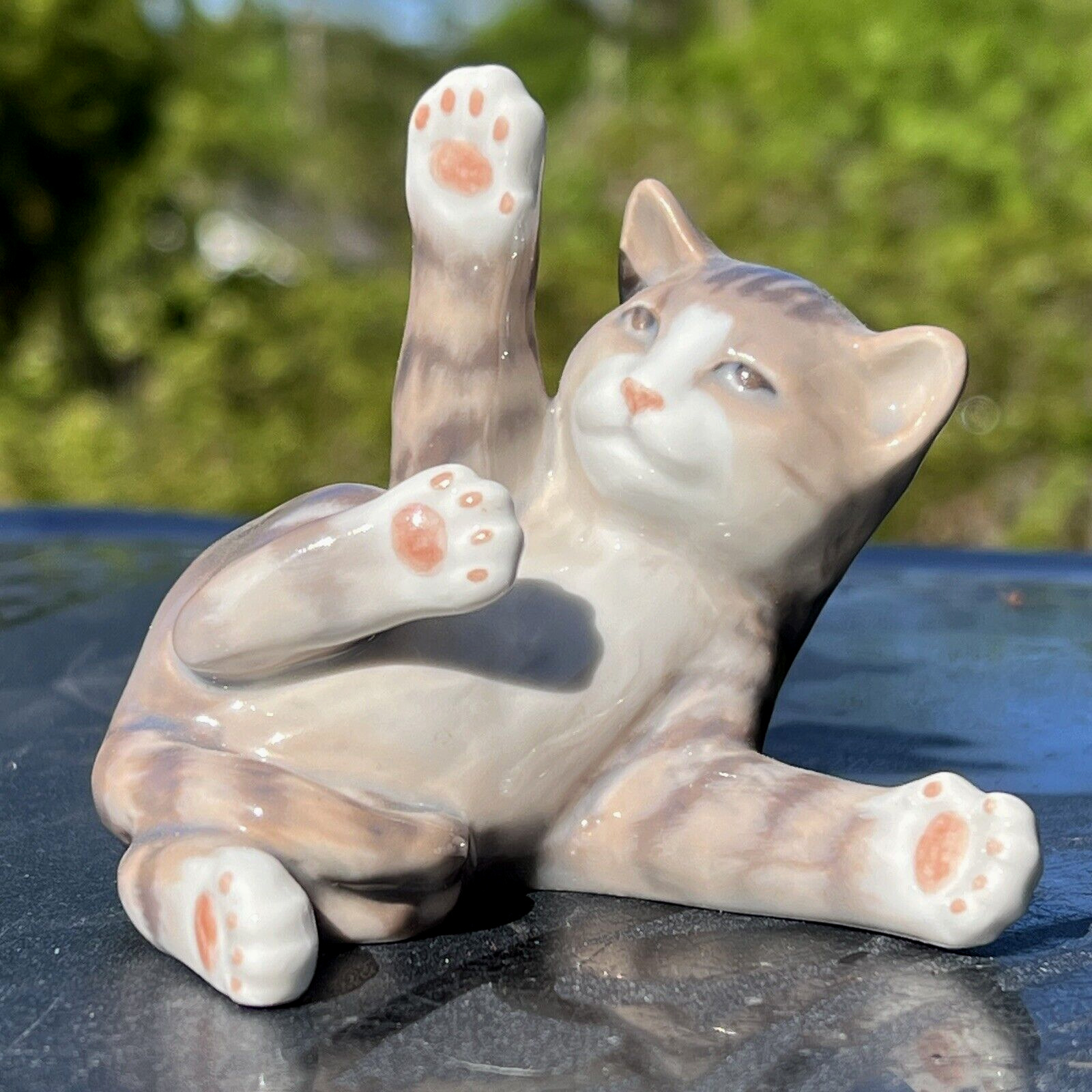 Vtg Royal Copenhagen Playing Cat - Fine Porcelain Figurine #302