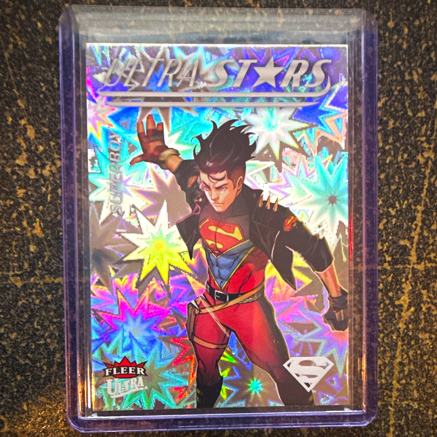 Fleer Ultra Superman Ultra Stars Insert Card US-02 Superboy (Conner Kent) 2013