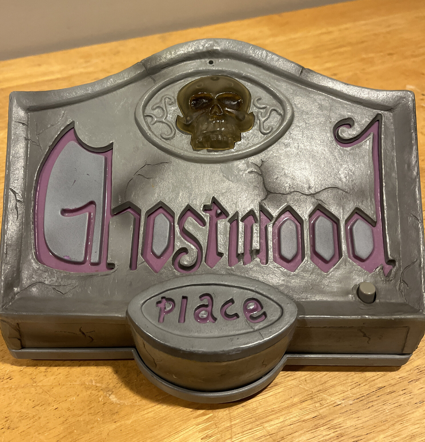 Vtg Gemmy Motion Ghostwood Place Sign Grave Marker Halloween Prop Decoration