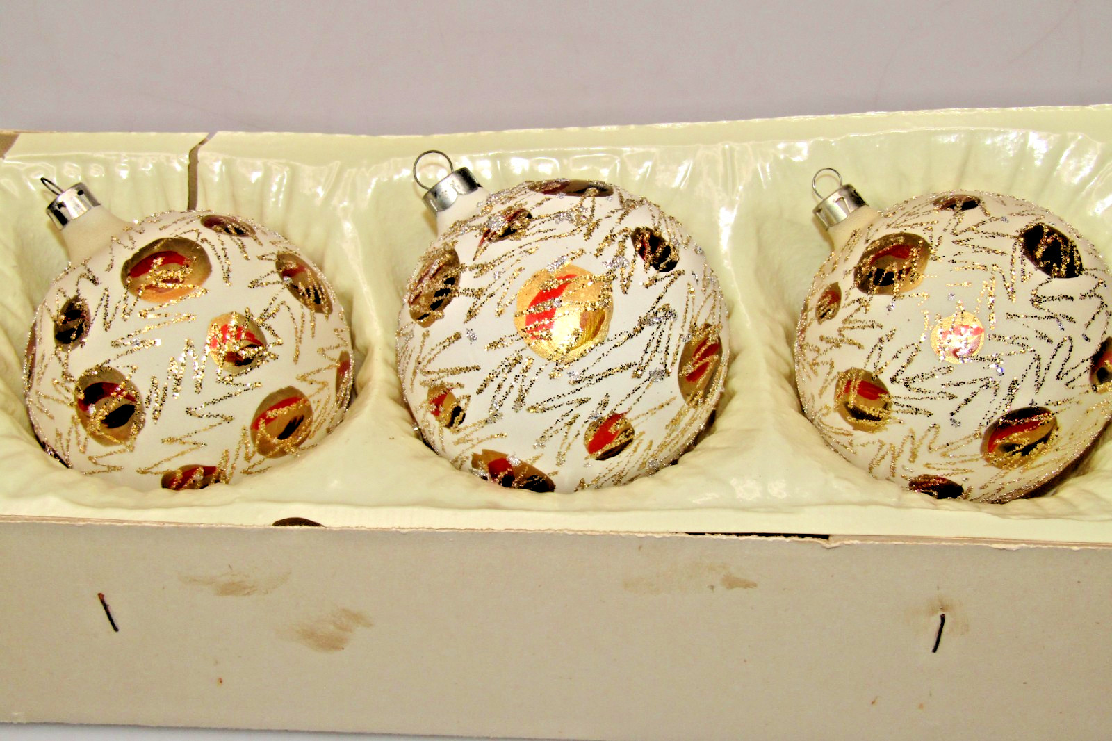 Lot VTG Milk Glass SUN RISING Pictured Glitter BALL Christmas Ornaments Romania