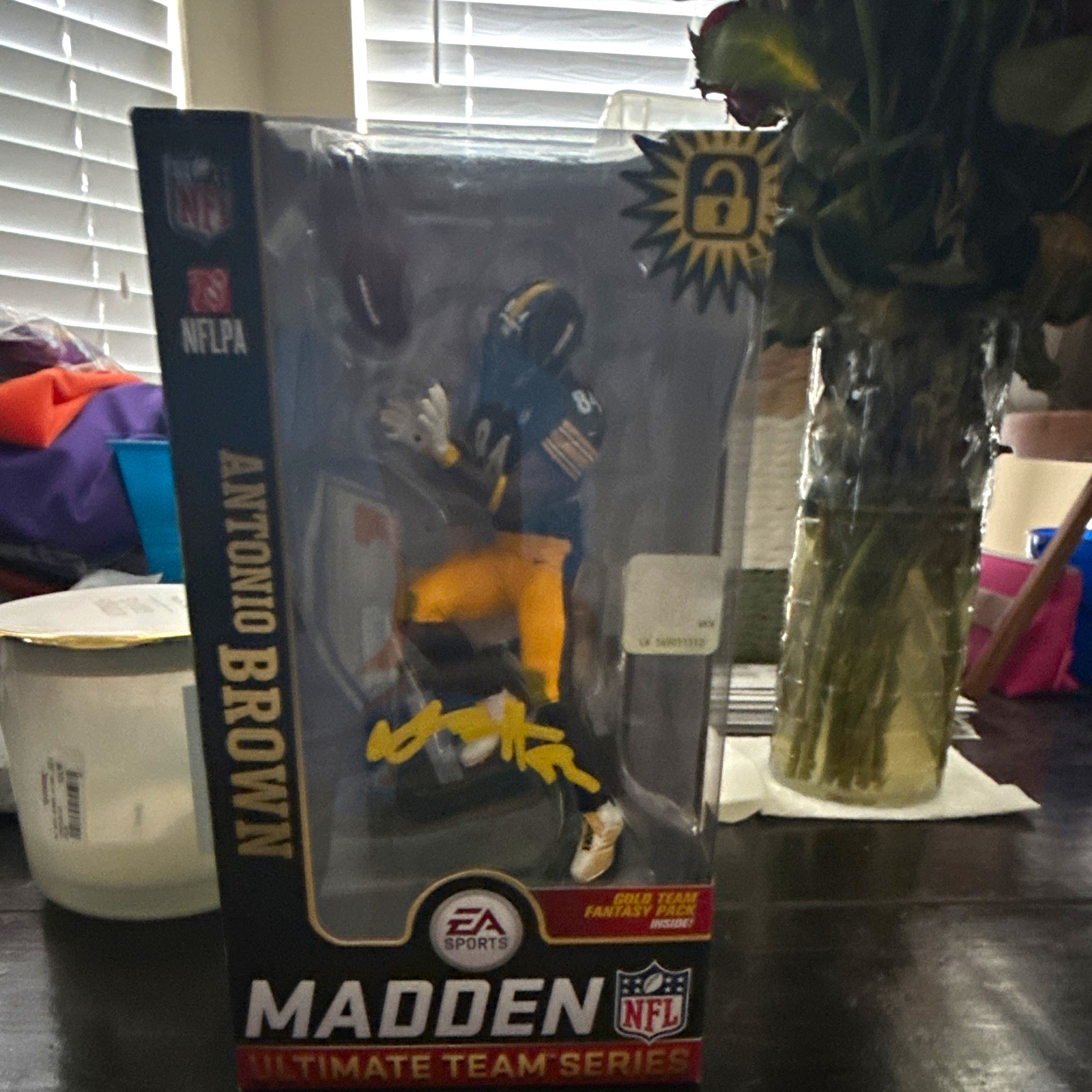 EA Sports Madden NFL Ultimate Team Antonio Brown Autographed Figure Unopened COA