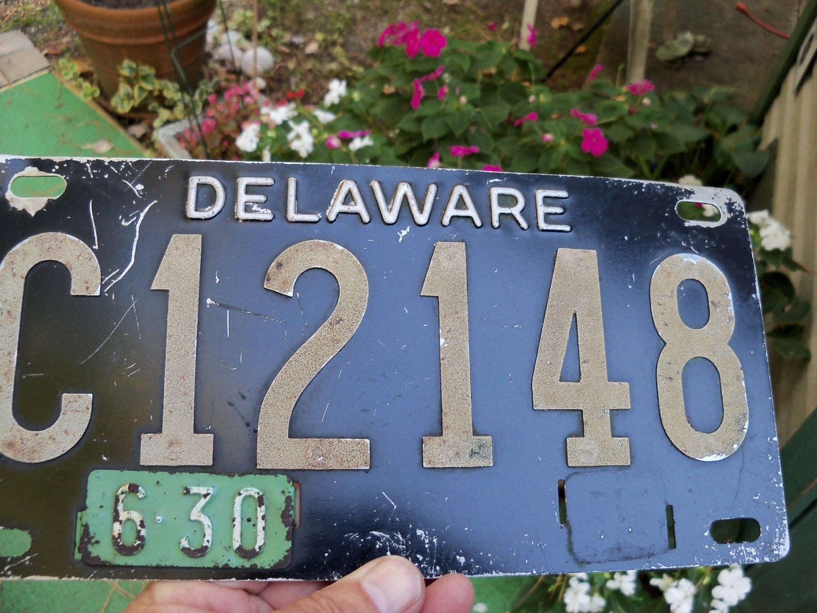 Vtg  6-30 Tab DELAWARE 5 Digit Black Steel  Riveted  C License Plate C12148
