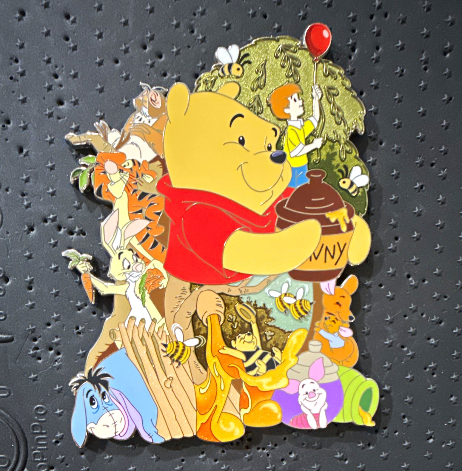 Disney Winnie the Pooh Magical Trends II Exclusive Limited Edition Single Pin