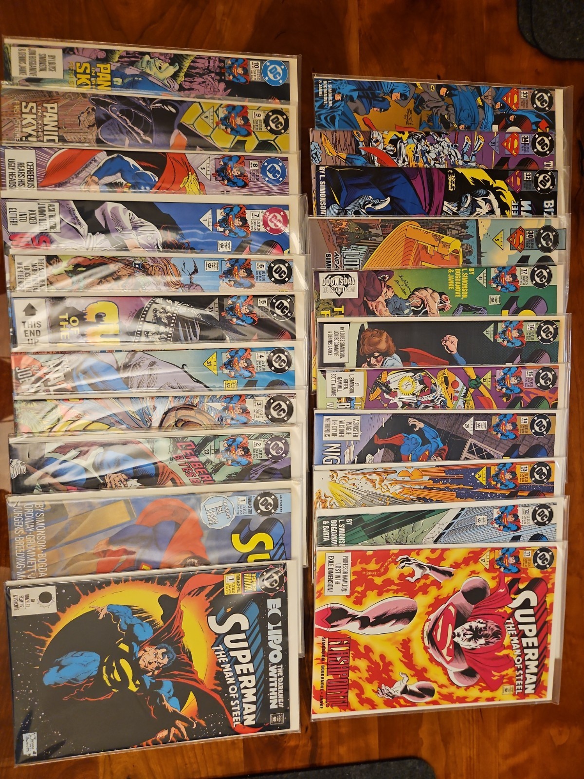 Superman The Man of Steel #1 - #17, #30,#32,#34,#37 AND #1 1992 Annual Comic LOT Superman The Man of Steel #1 - #17, #30,#32,#34,#37 AND #1 1992 Annual Comic LOT