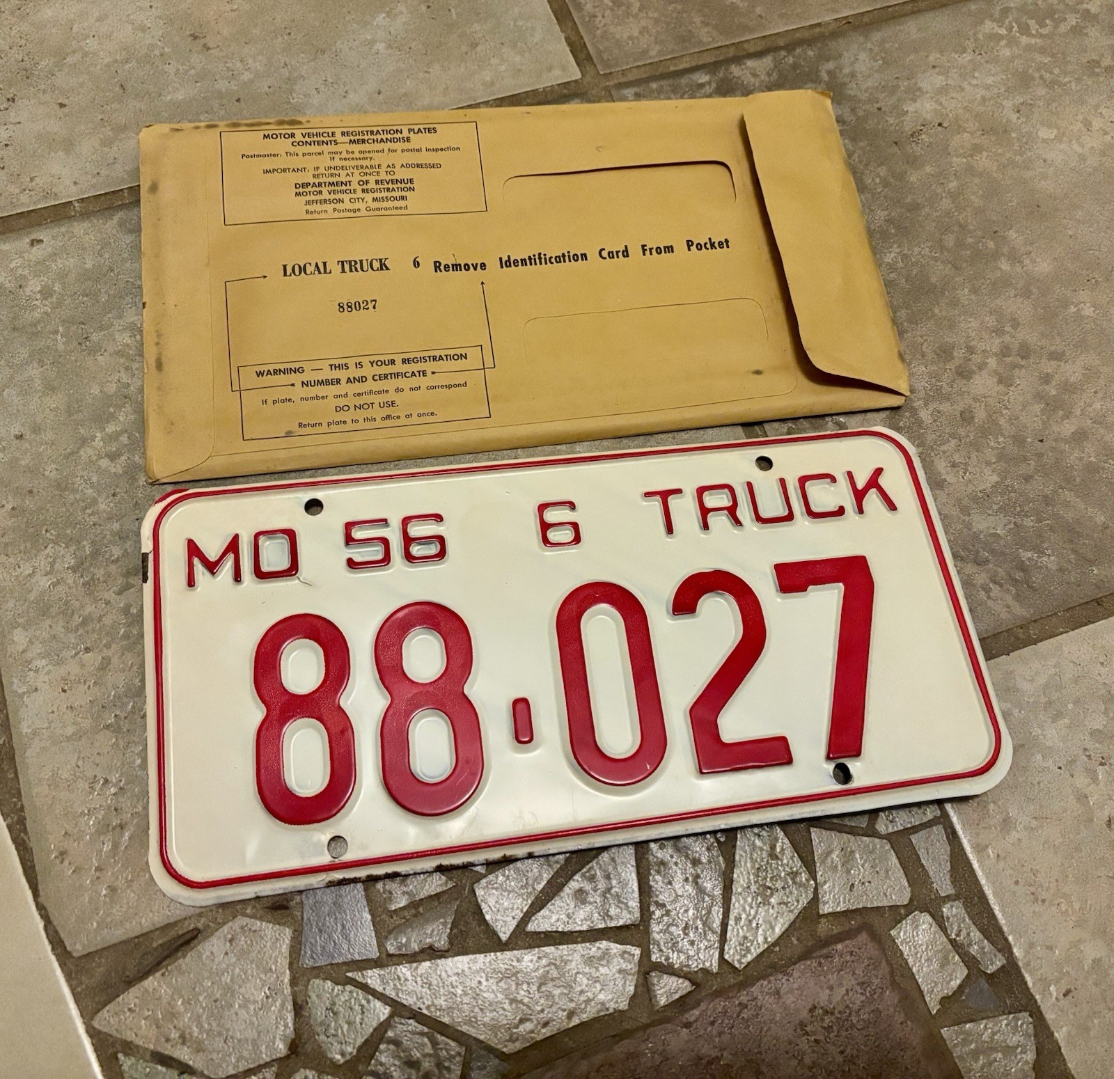 1956 Missouri Truck License Plate NOS w Envelope # 88-027