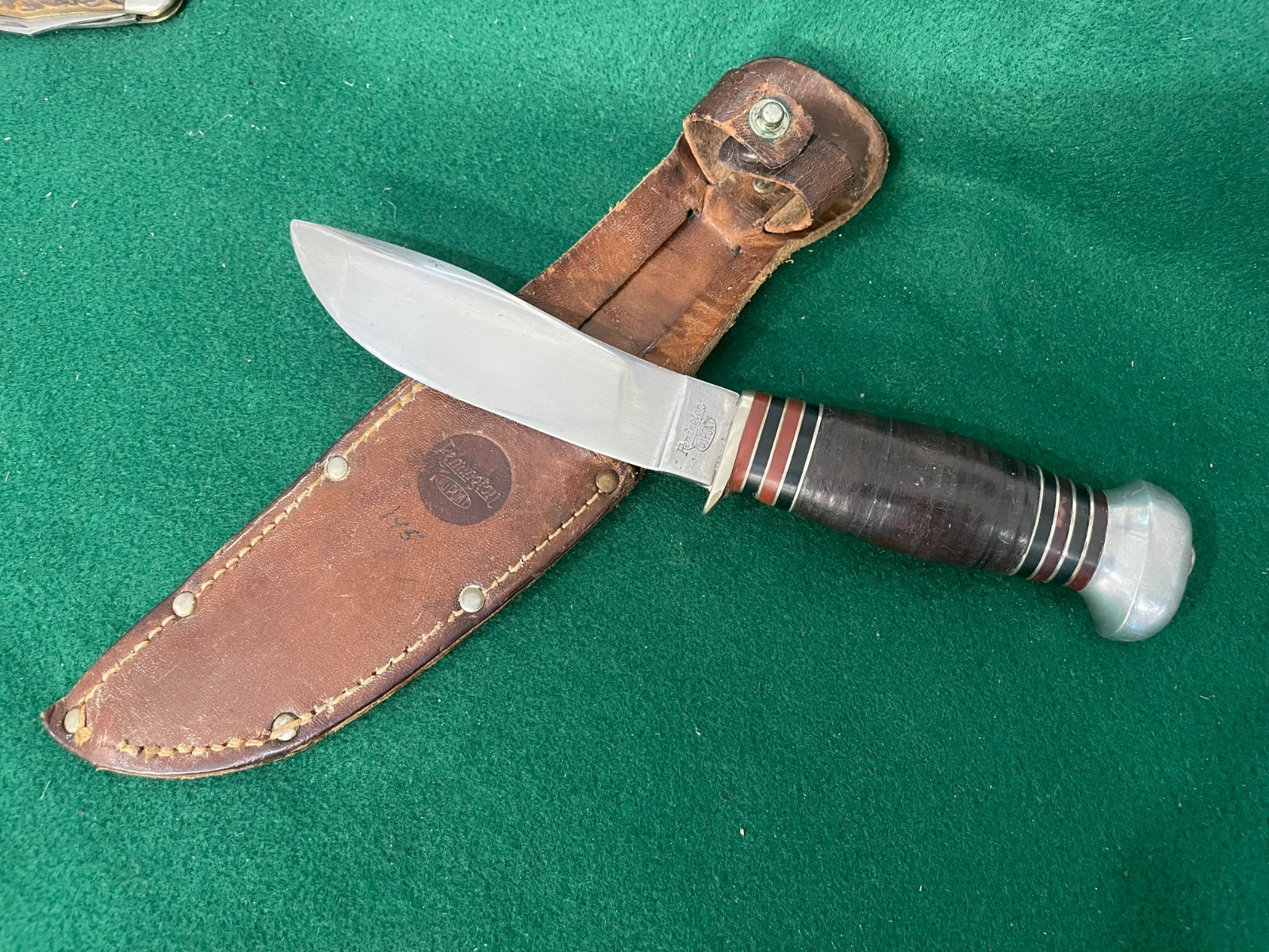 Vintage REMINGTON  DUPONT RH32 Pattern  Hunting Knife  1933-40