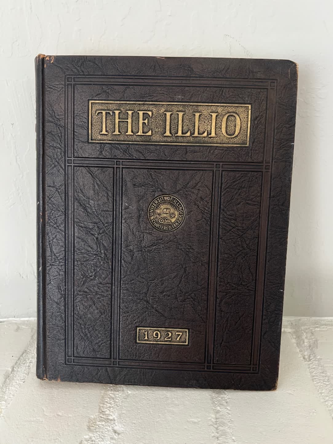 1927 Illio University of Illinois Yearbook Vol. 33