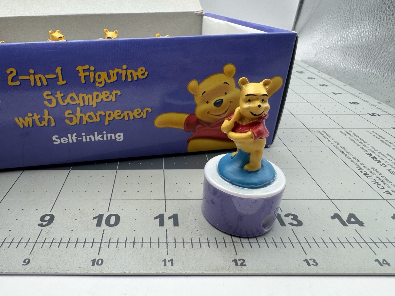 Disney Winnie The Pooh - Pooh Leaning Hand Stamp Figurine With Pencil Sharpener