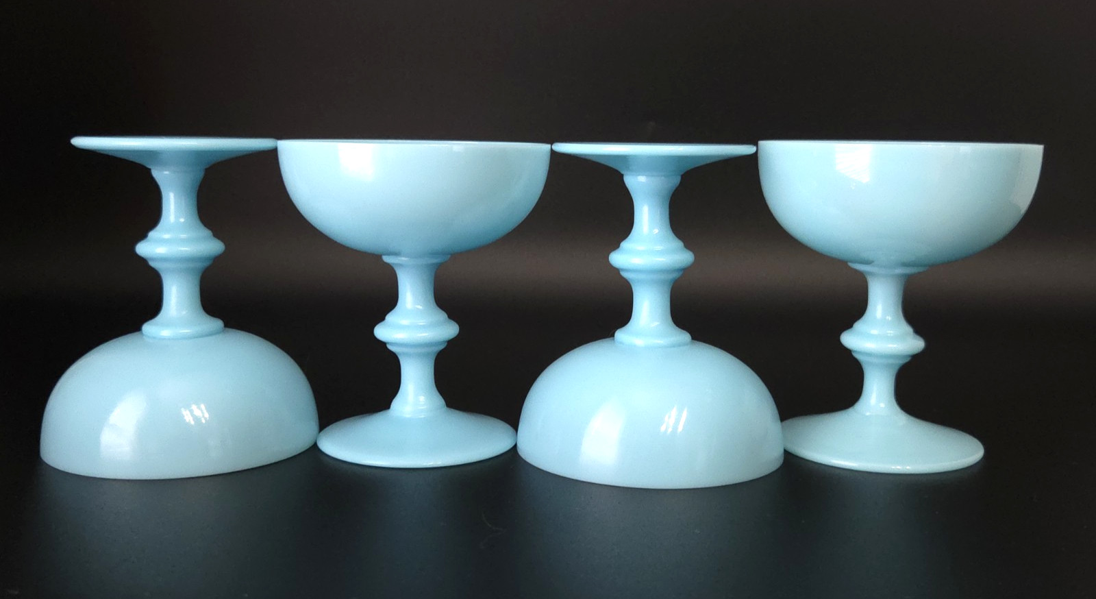 French Portieux Vallerysthal Robin\'s Egg Blue Opaline Champagne Coupe (4) French Portieux Vallerysthal Robin\'s Egg Blue Opaline Champagne Coupe (4)