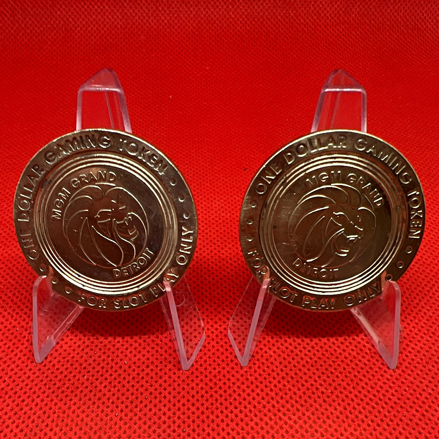 MGM Grand Detroit $1 Gaming Token Lot of 2 \ MGM Grand Detroit $1 Gaming Token Lot of 2 \