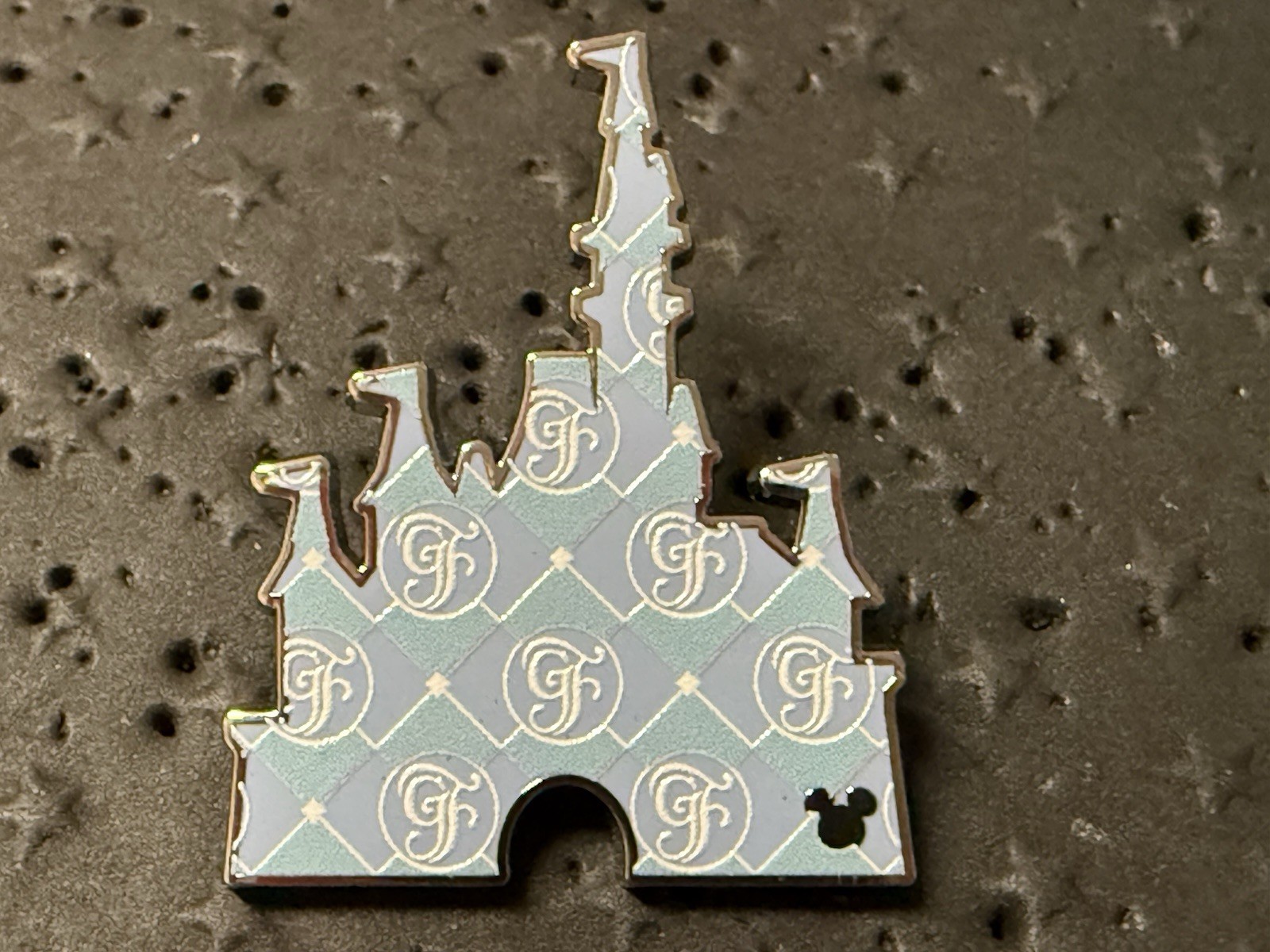 2026 Disney WDW Hidden Mickey Castles Grand Floridian Resort Wave A Trading Pin