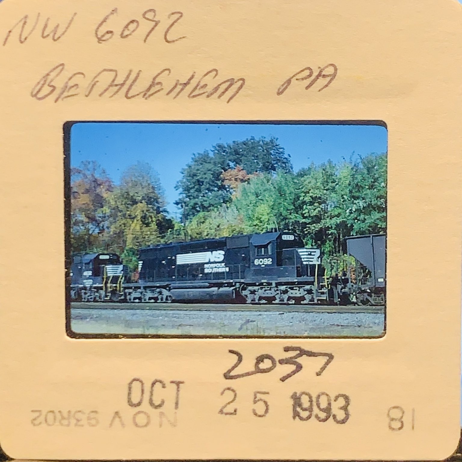 35mm Slide 1993 Norfolk Southern NW 6092 Diesel Locomotive Bethlehem PA Train