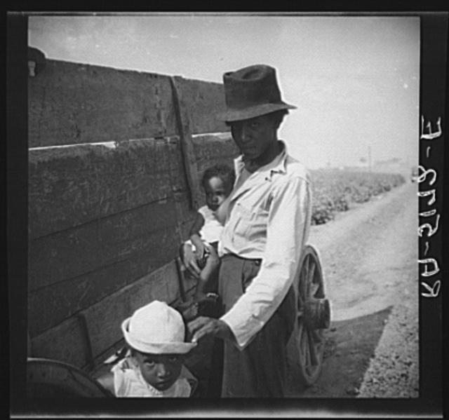 Photo:Kaufman County Texas 1900s Cotton Picker Woman Child Wagon