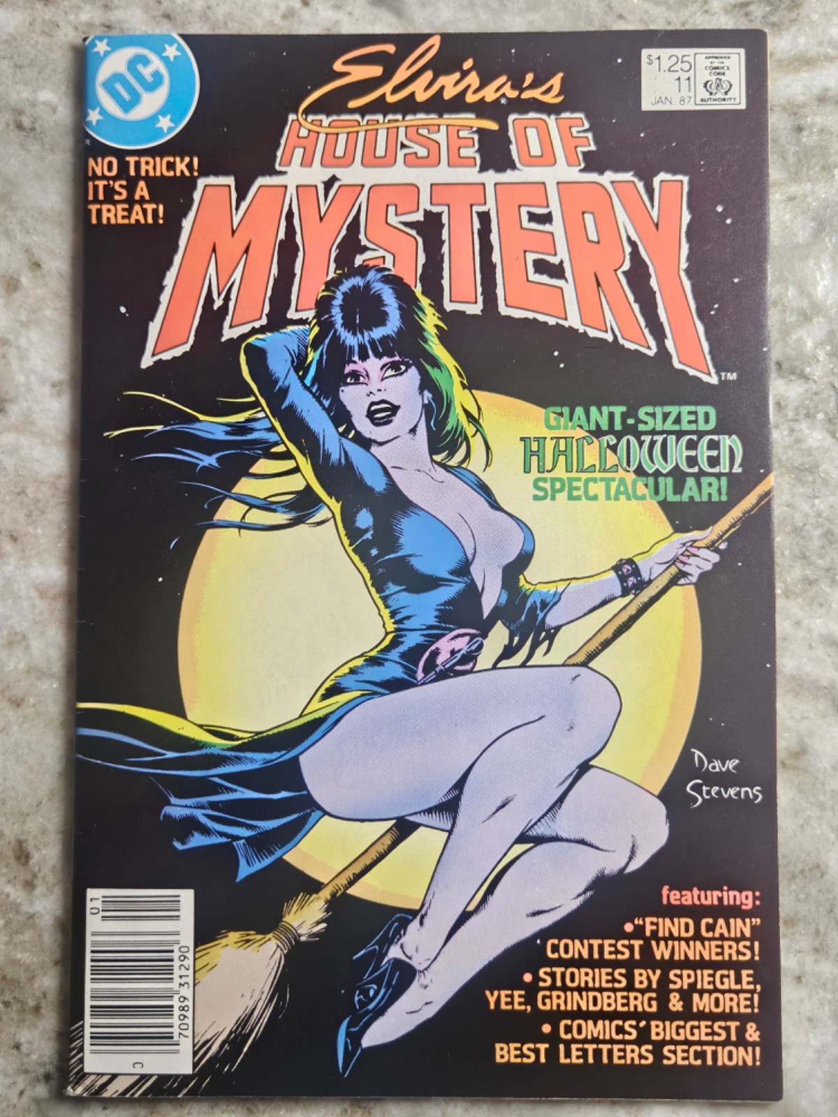 Elvira's House of Mystery #11 (DC Comics 1987) Dave Stevens Newsstand VF/NM