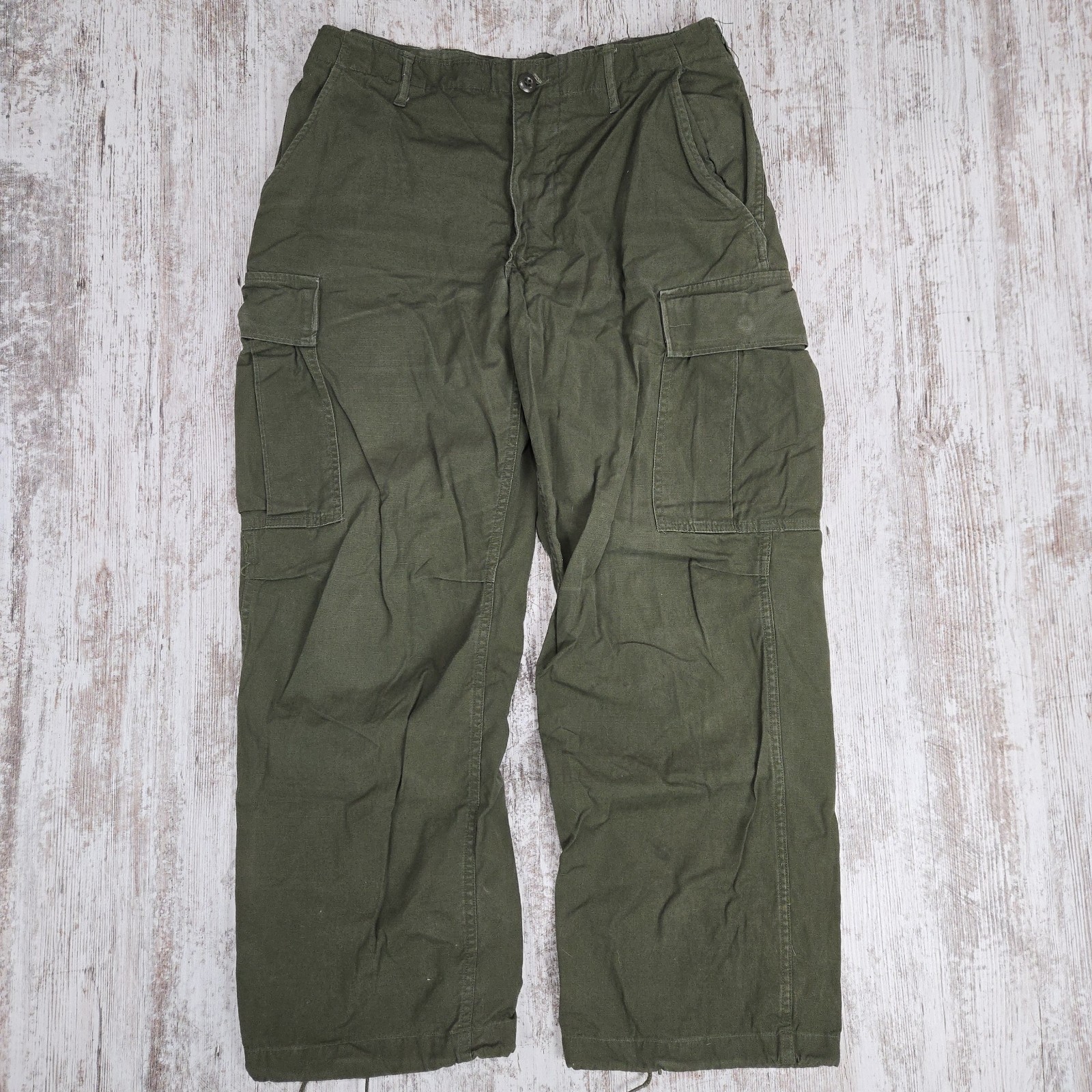 VTG US Army '69 Vietnam OG-107 Ripstop Poplin Jungle Pants Mens Medium Short VTG US Army '69 Vietnam OG-107 Ripstop Poplin Jungle Pants Mens Medium Short