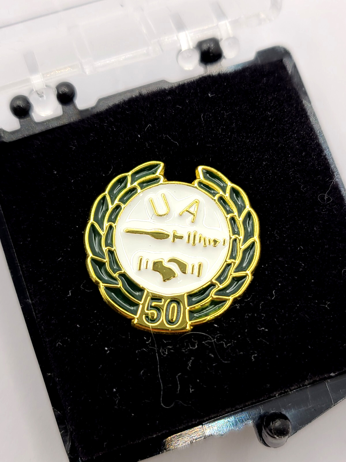 UA 50 Lettered Pin Green Wreath White & Gold Tone
