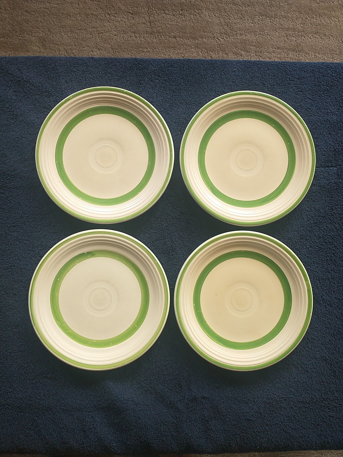 Fiesta - 1940\'s Rare Sears Promotional plates (4).  Green circles/Ivory 7.5\