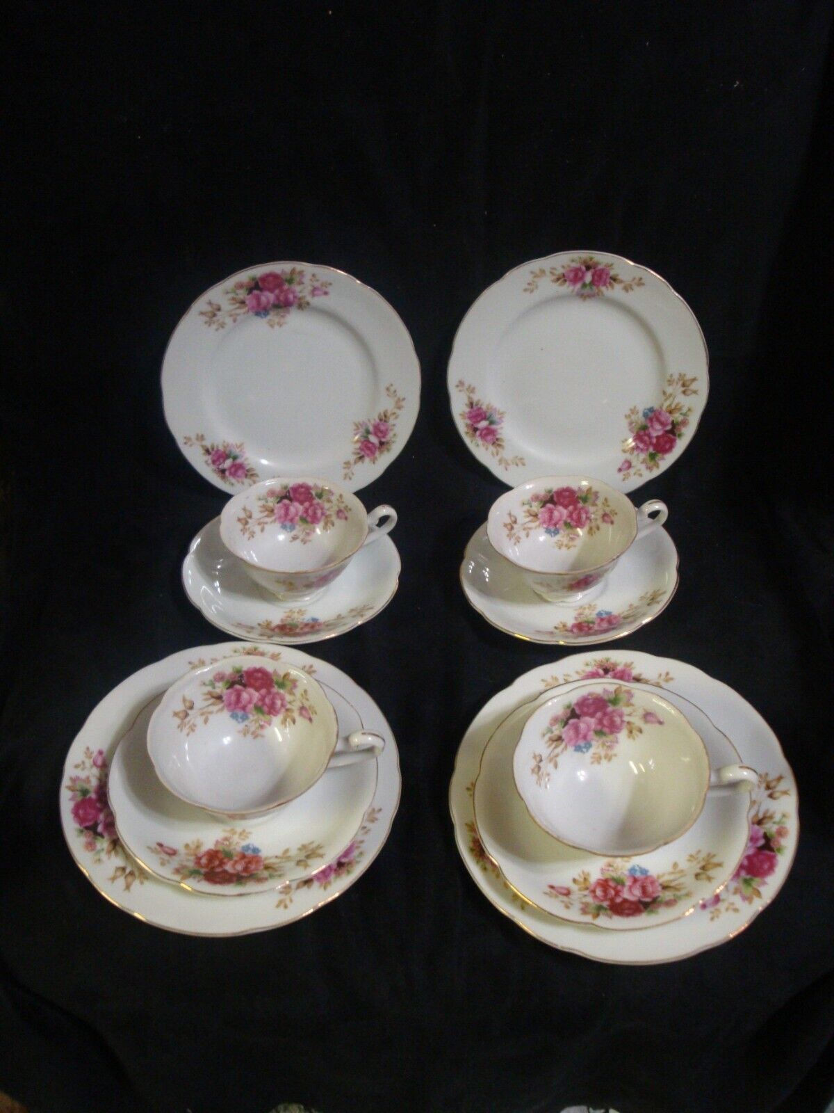 4 Rose Rossetti Tea Cup, Saucer and Dessert plate Sets Roses Japan
