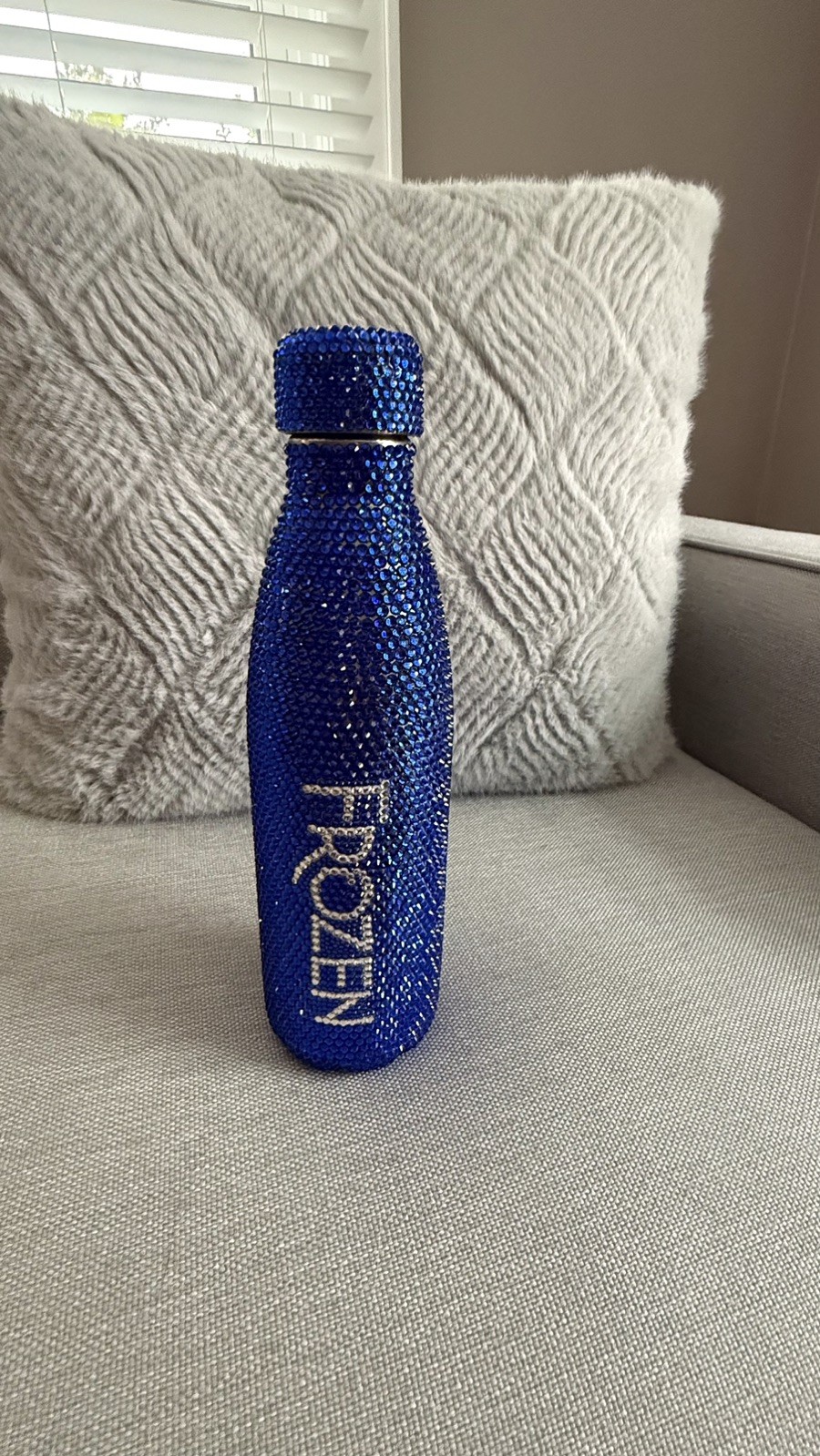 Disney Frozen Broadway Musical Rhinestone Bling Elsa Water Bottle 500ML NO BOX Disney Frozen Broadway Musical Rhinestone Bling Elsa Water Bottle 500ML NO BOX