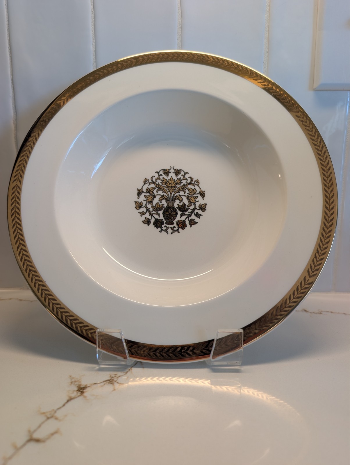 Taylor Smith & Taylor Heirloom Rimmed Soup Bowls Set 6 22K Gold Floral 9¼