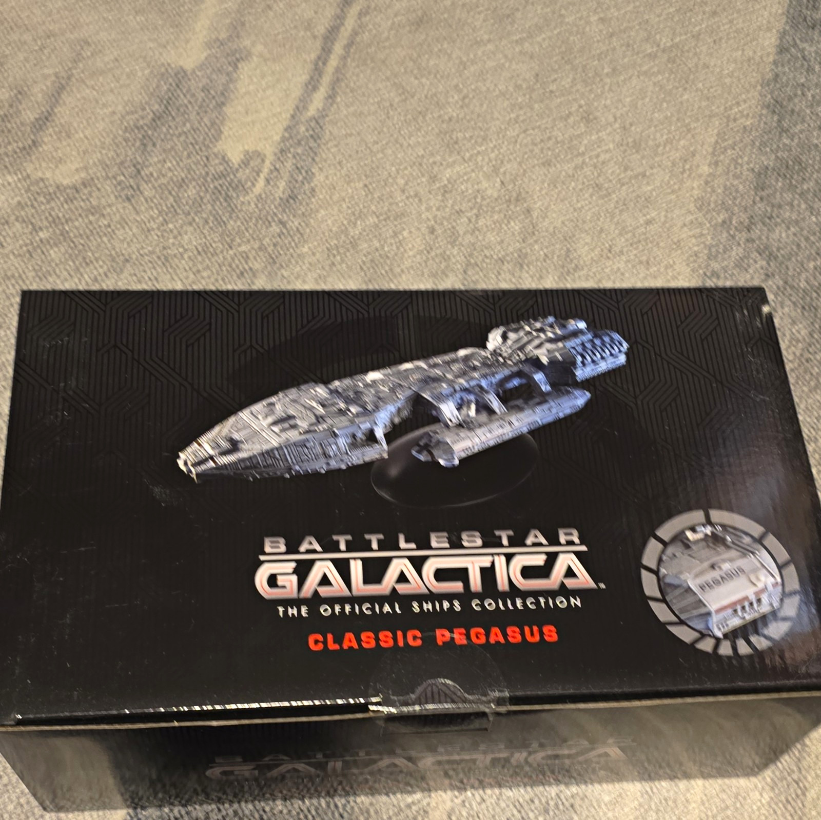 Master Replicas Classic Battlestar Pegasus