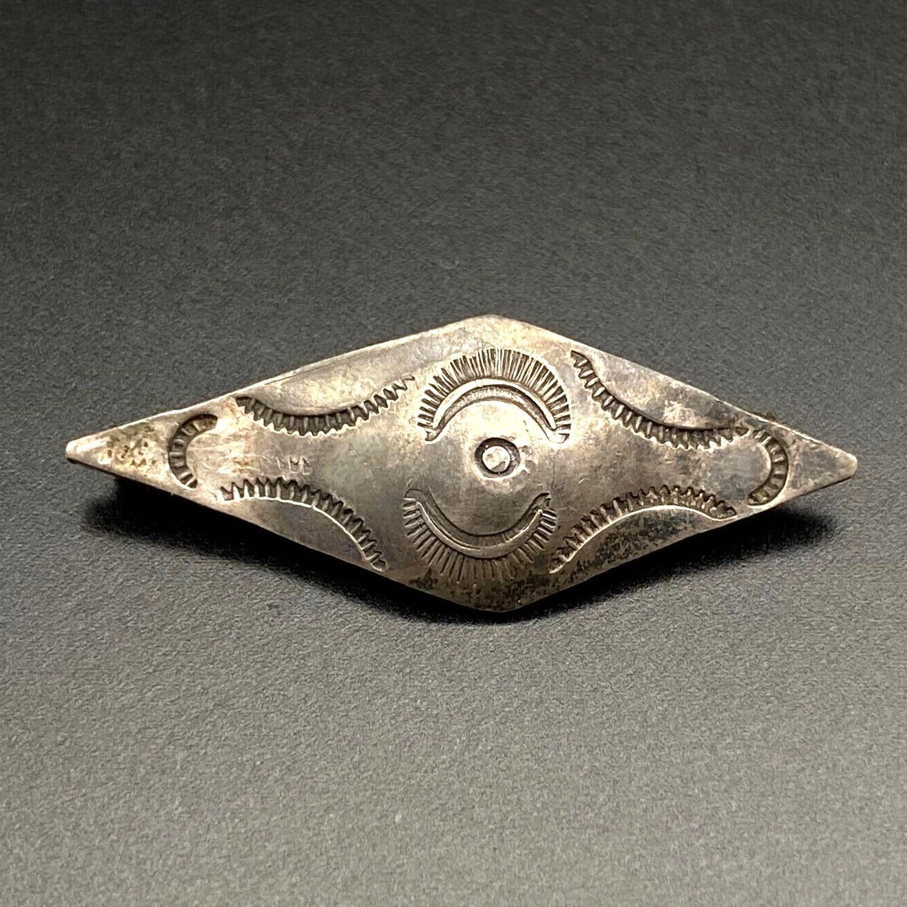 Petite Vintage Southwest Arts and Crafts Hand Stampwork Slug Silver Pin Brooch