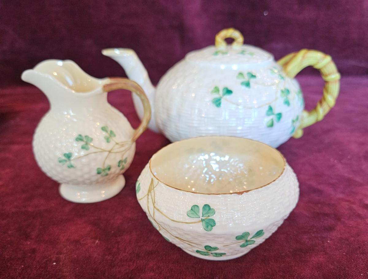 Belleek Ireland 4-Piece Tea Set Teapot Creamer Sugar SHAMROCK Basketweave