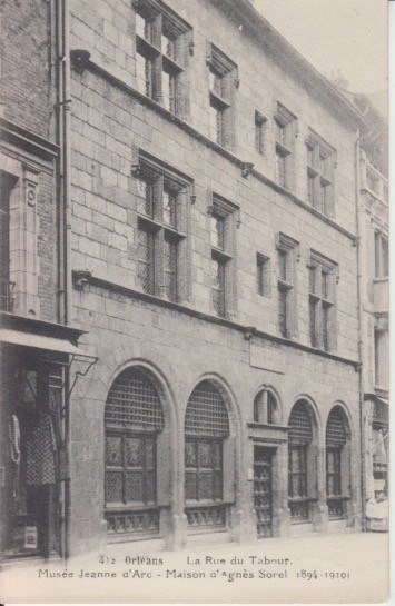 ORLEANS - Loiret - postcard - La Rue du Tabour-Musée-Maison d\'Agnés SorelL