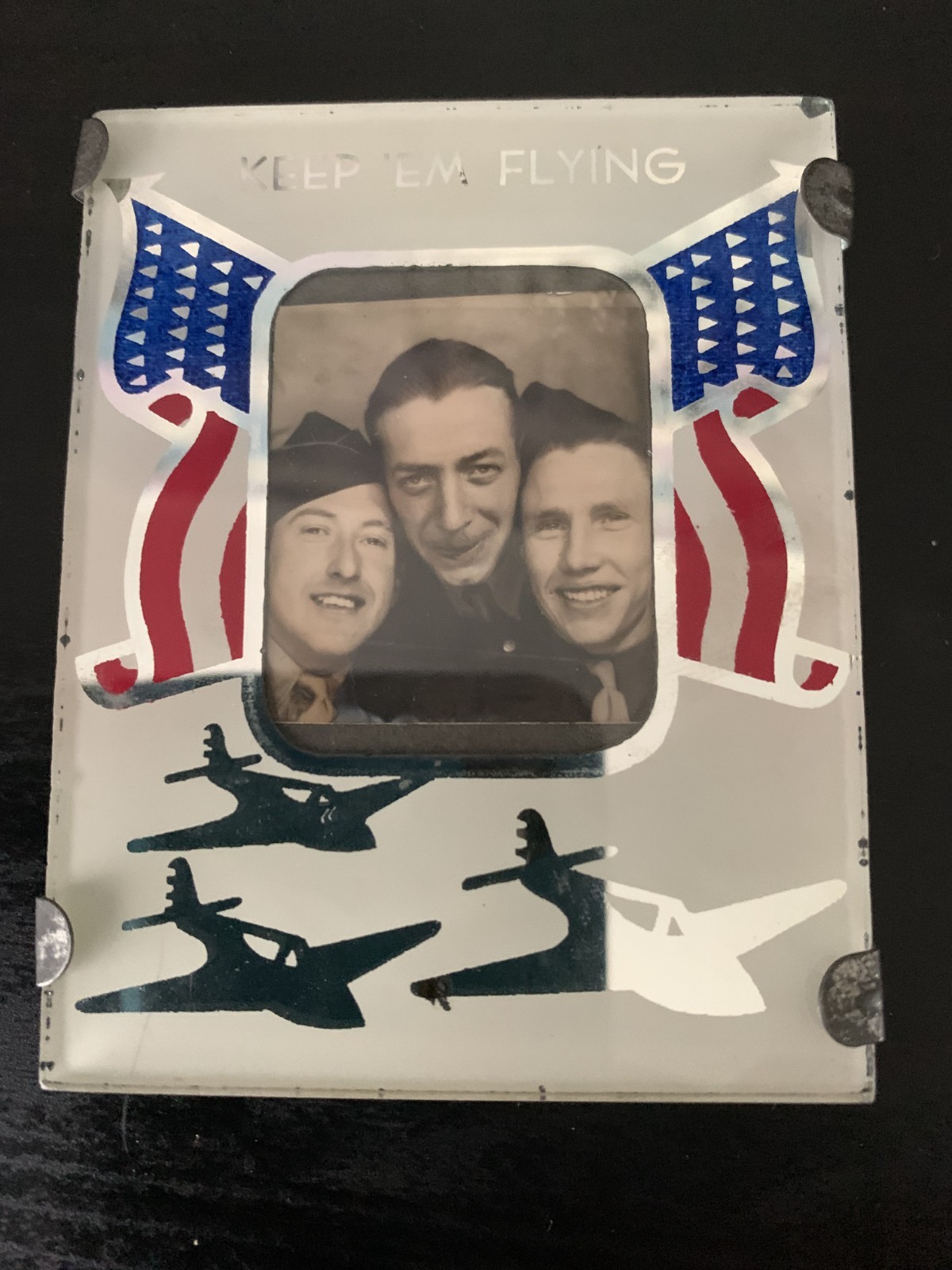 Vintage WWII Frame - KEEP 'EM FLYING