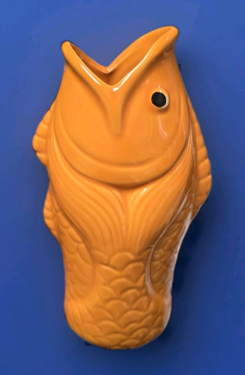 ORANGE CERAMIC FISH HAWAIIAN COCKTAIL TIKI MUG - OPEN MOUTH w/SCALES and TAIL ORANGE CERAMIC FISH HAWAIIAN COCKTAIL TIKI MUG - OPEN MOUTH w/SCALES and TAIL