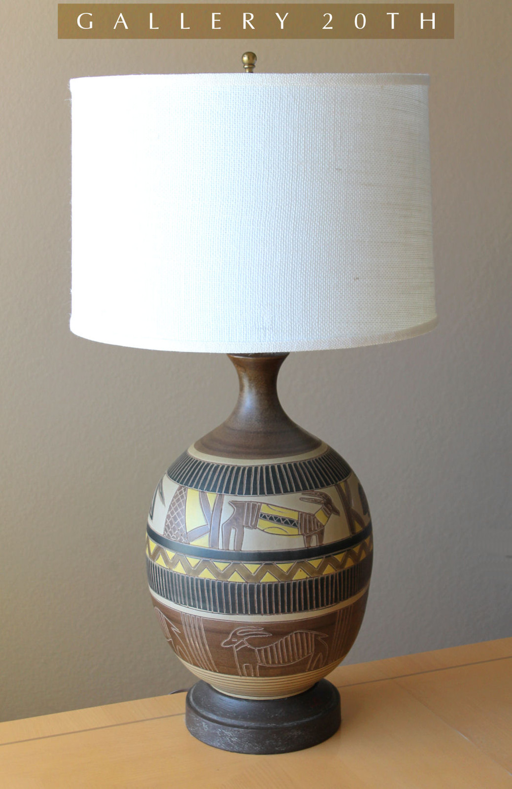 VINTAGE MID CENTURY EGYPTIAN HIEROGLYPH TABLE LAMP  MCM 50S KNOLL RAYMOR ERA