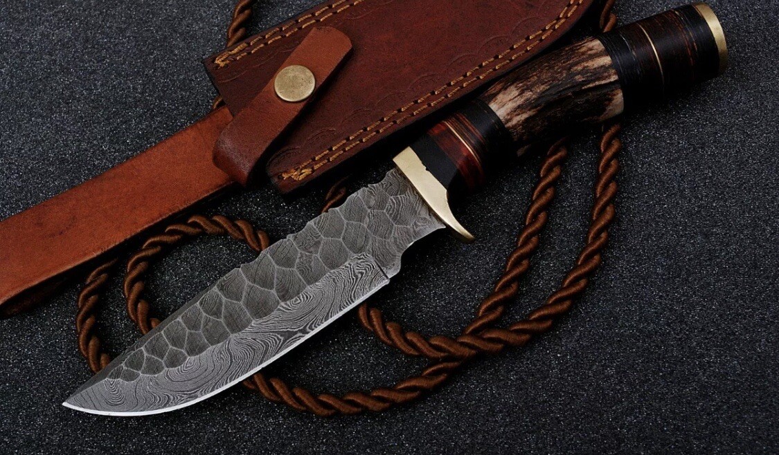 Custom Made Damascus Steel Bowie Knife Stag Handle Brass Guard W/ Leather Sheath Custom Made Damascus Steel Bowie Knife Stag Handle Brass Guard W/ Leather Sheath