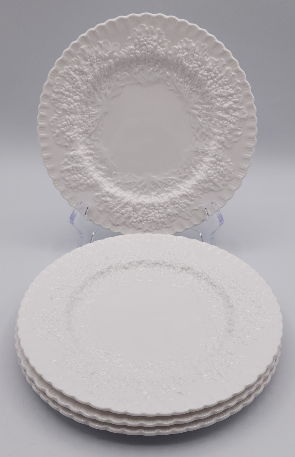 Spode Savoy White Embossed Cabbage Leaf Salad Plates ca 7 3/4\