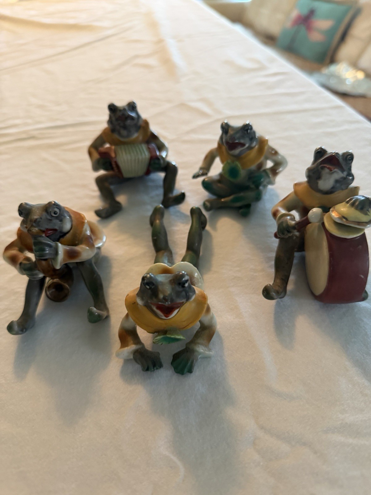 WHIMSICAL OCCUPIED JAPAN FROG Set Of 5