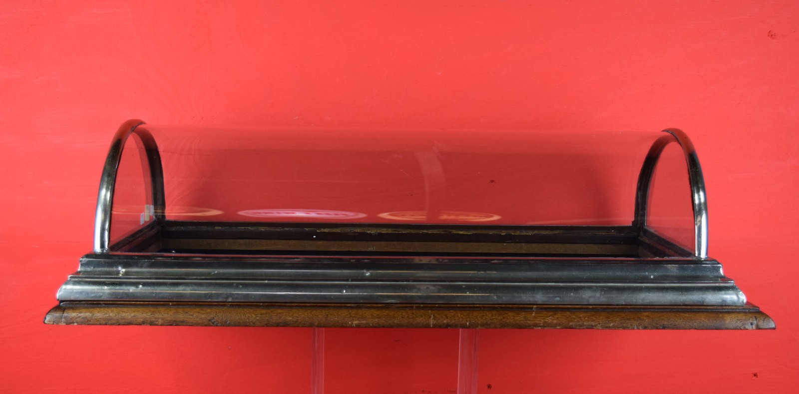 Dome Glass Top Countertop Eyebrow Showcase Nickel Trim 27.5 Inches Wide