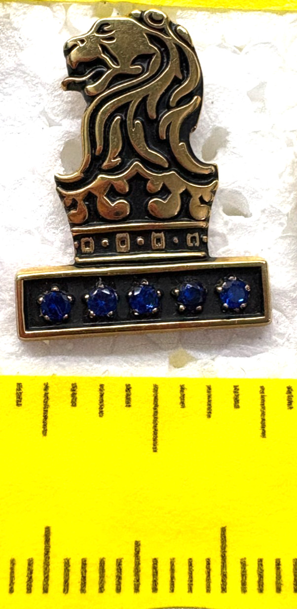 RITZ-CARLTON HOTEL Brand's Signature Lion Lapel Tack Pin 1/20-10k 5 Sapphires