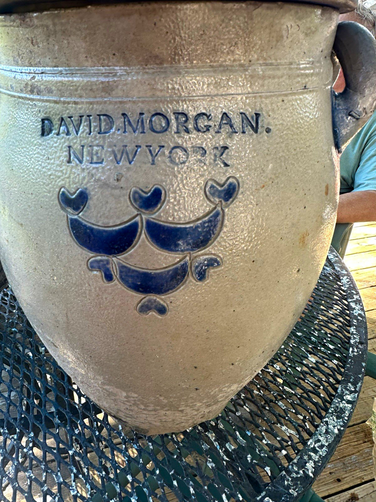 David Morgan New York Stoneware Crock, Gray/Blue Heart Pattern, Free Standing David Morgan New York Stoneware Crock, Gray/Blue Heart Pattern, Free Standing