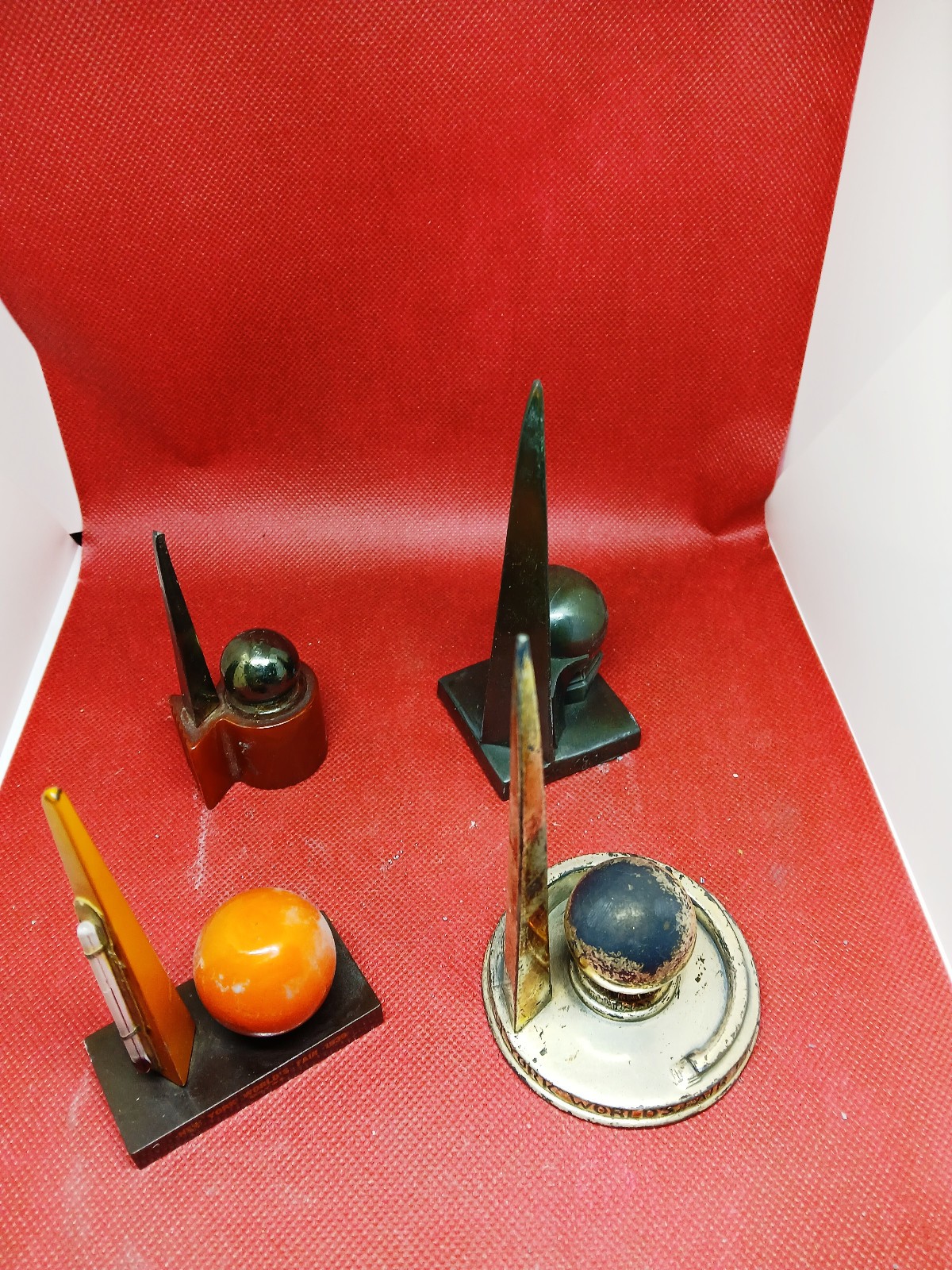 4 Vintage 1939 New York World\'s Fair Trylon & Perisphere Souvenir Collection