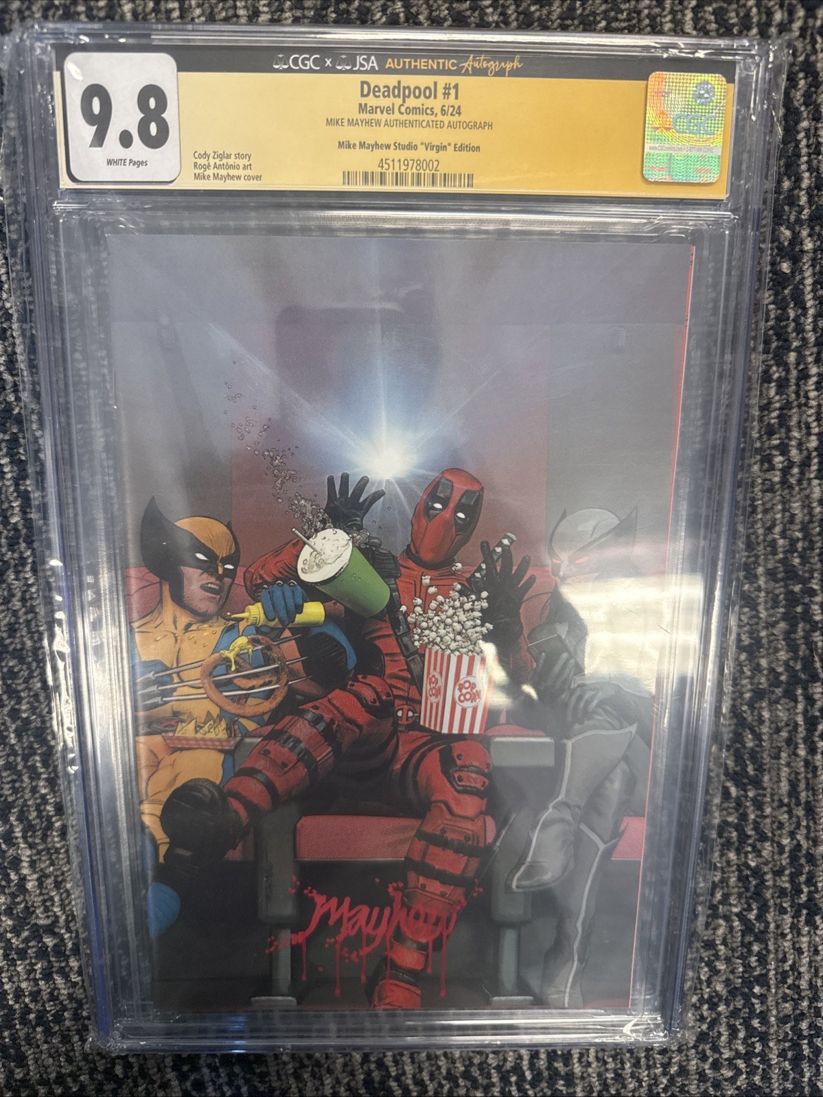 Deadpool 1 Mike Mathew Signed AUTO Virgin Variant Marvel Comic 2024 CGC 9.8 RARE