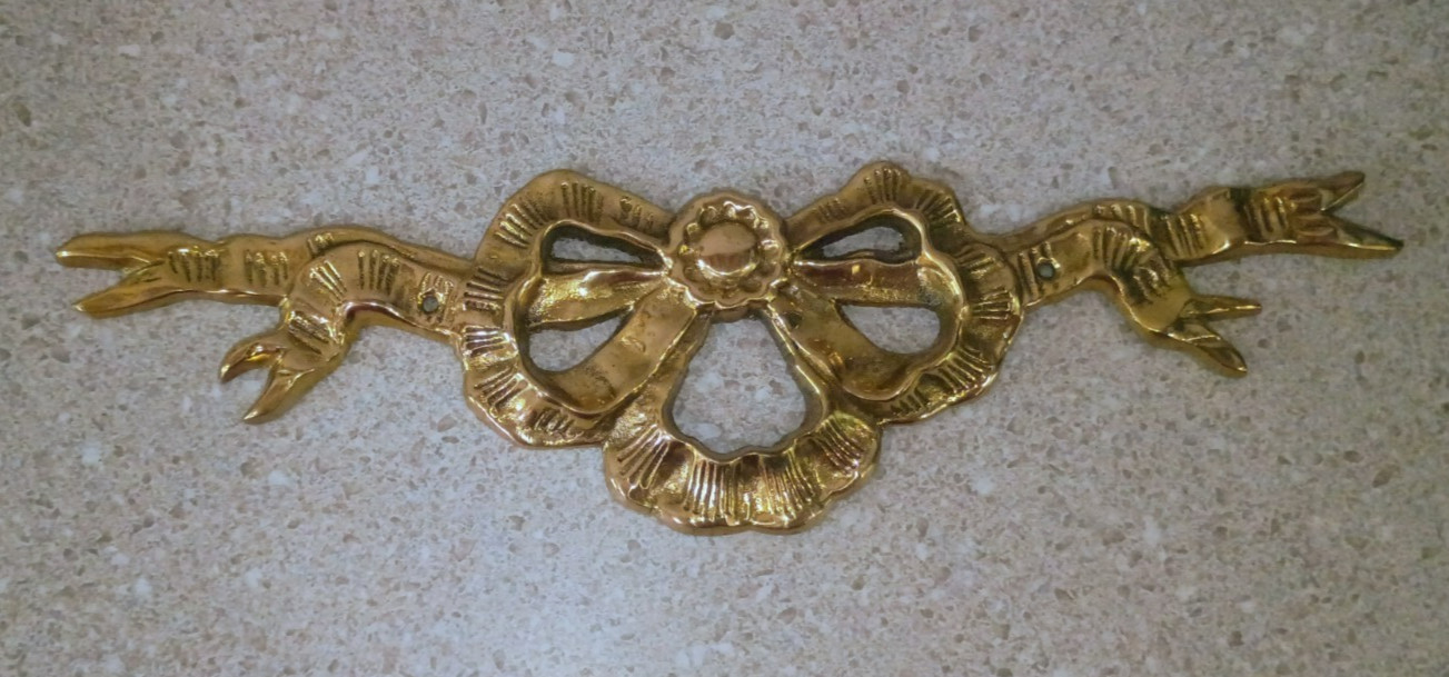 Vintage Brass Ribbon Bow Architectural Motif - 10 7/8