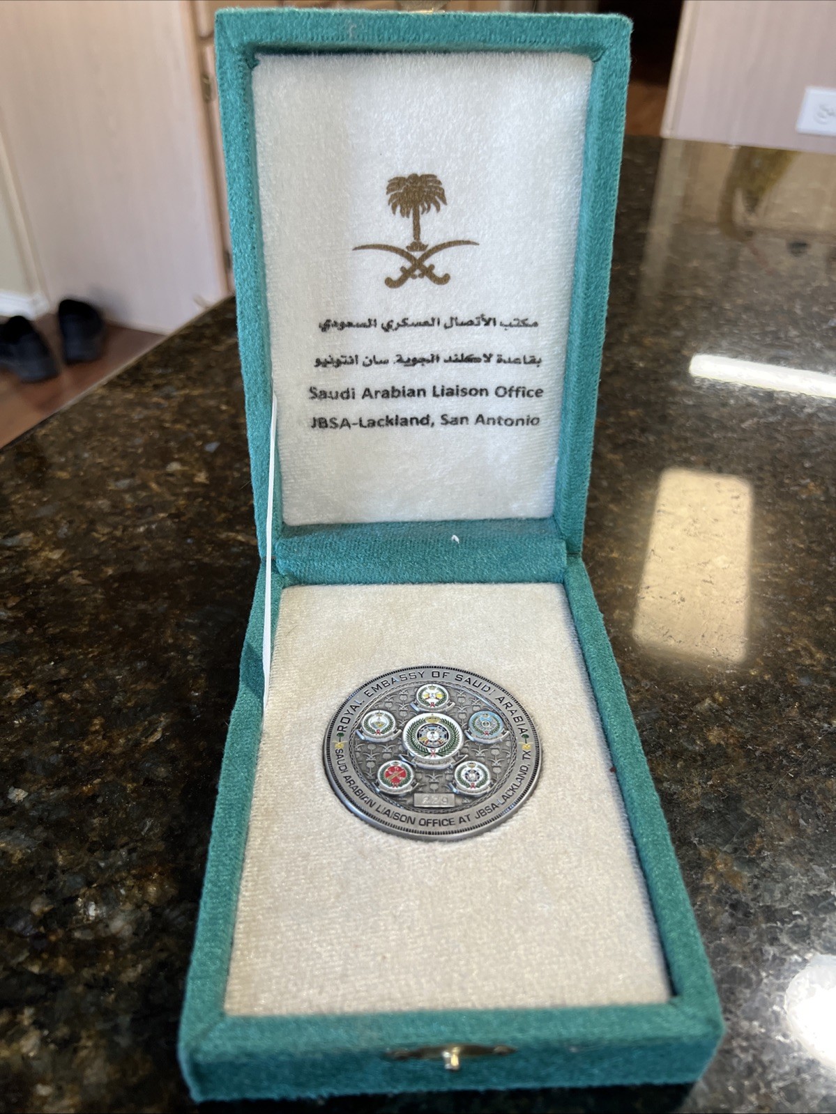 LIMITED Edition Saudi Arabian Liaison Office JBSA SAN ANTONIO Tx CHALLENGE COIN LIMITED Edition Saudi Arabian Liaison Office JBSA SAN ANTONIO Tx CHALLENGE COIN