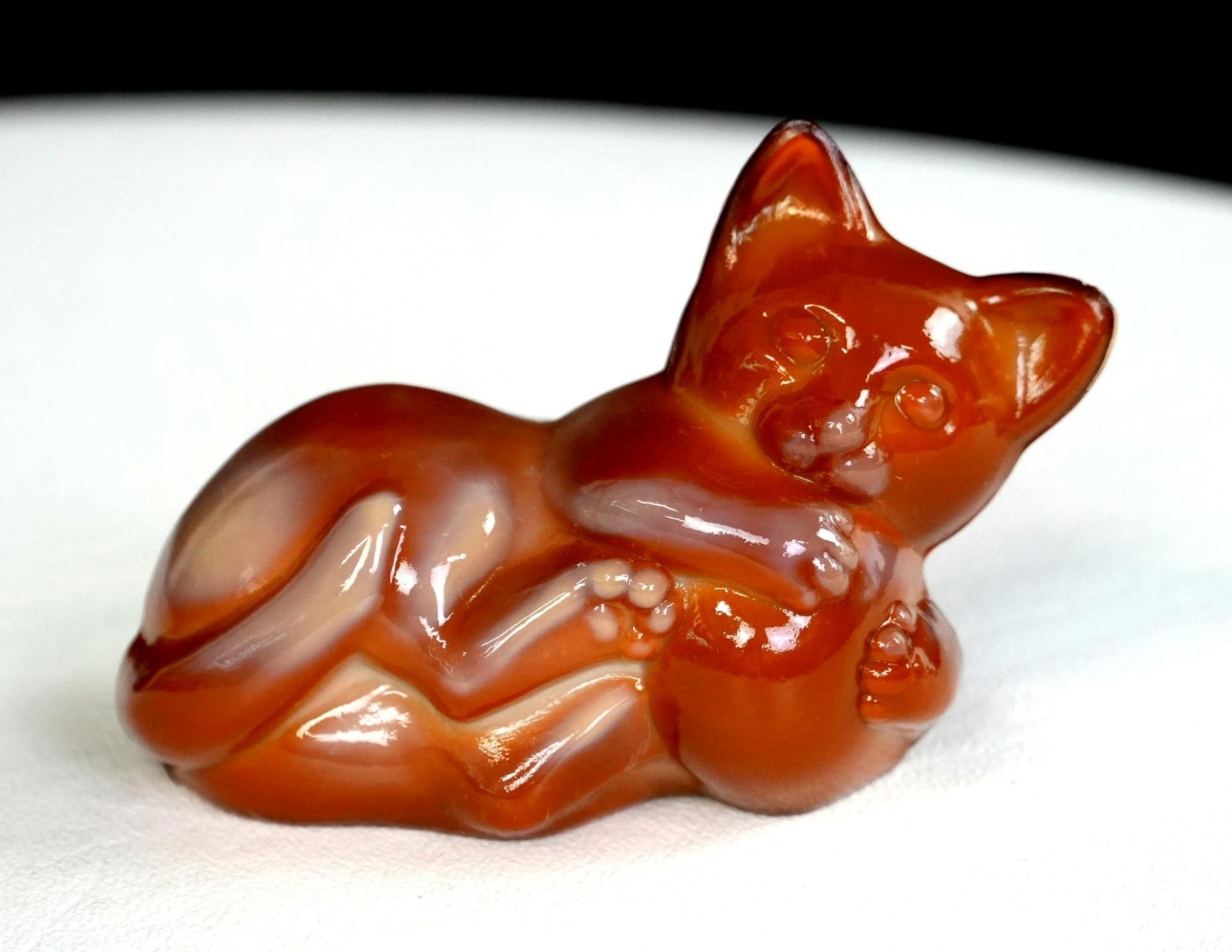 Fenton Chocolate Glass Kitten With Ball 100th Anniversary 3\