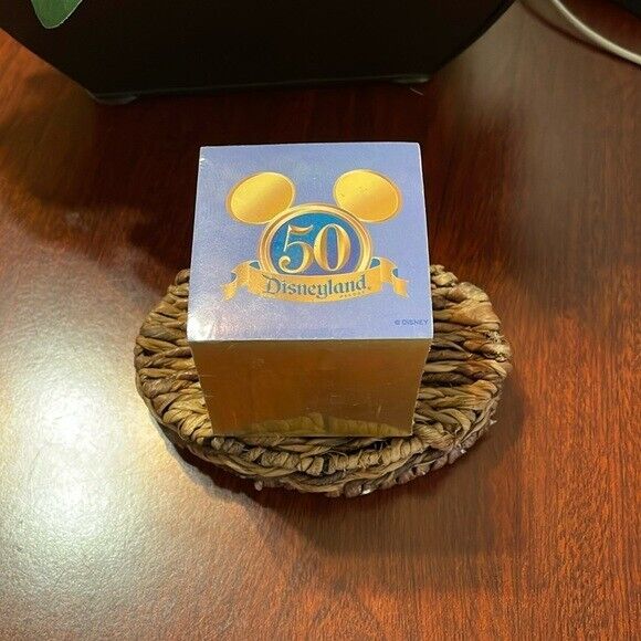 Disneyland Gold Gilded Note Cube, 530 Sheets - Factory Sealed